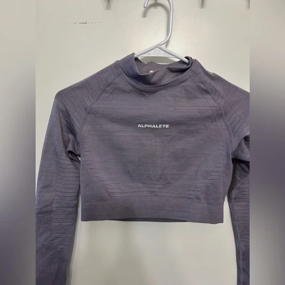 Alphalete Ozone Long Sleeve - Picture 3 of 8